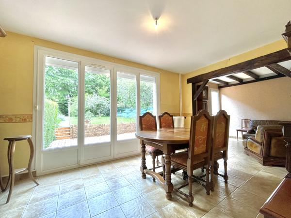 Maison familiale 3 chambres avec jardin et sous-sol complet à Hérouville-Saint-Clair