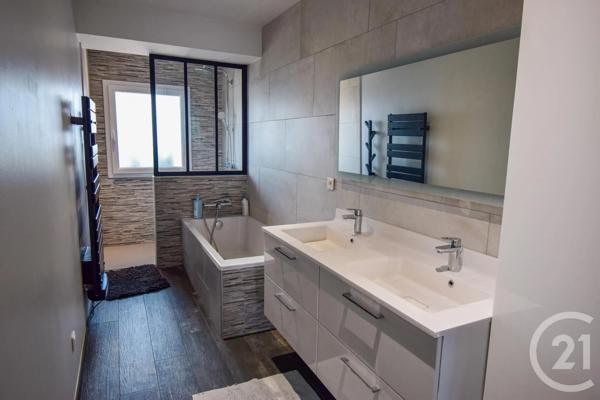 Appartement T4 à vendre  4 pièces - 95,25 m 2   JASSANS RIOTTIER  - 01