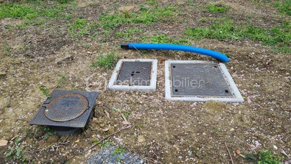 Terrain de 1 596 m²