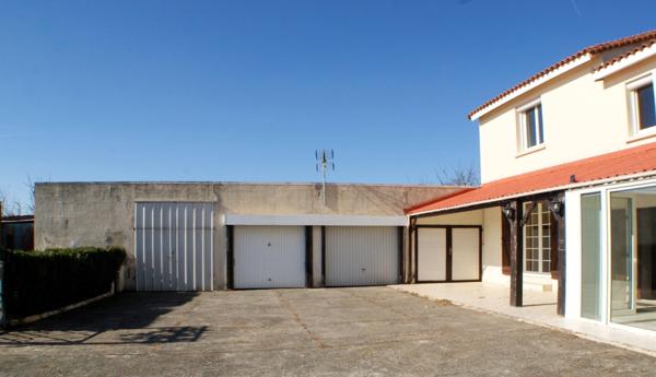 MAISON QUATRE CHAMBRES, DEPENDANCES ET TERRAIN