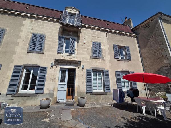 Maison à louer 5 pièces 130.4m² Perrier (63500)
