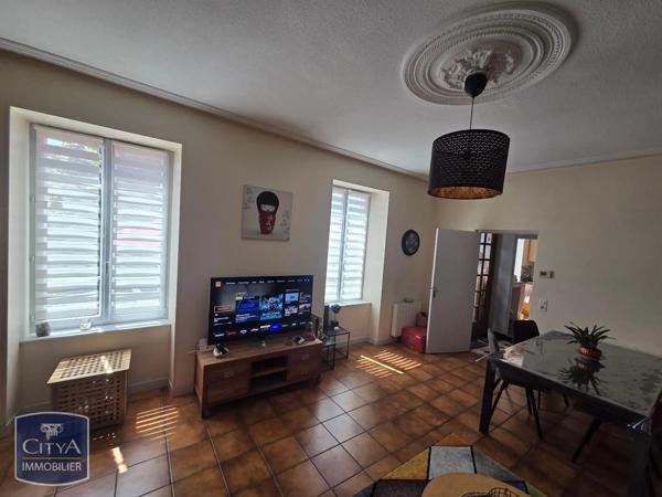 Maison à louer 5 pièces 130.4m² Perrier (63500)
