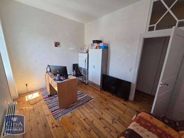 Maison à louer 5 pièces 130.4m² Perrier (63500)