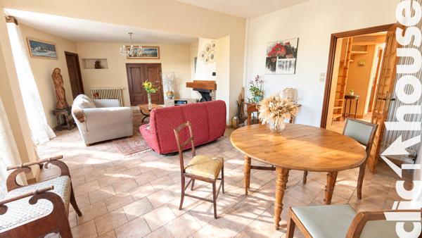 A VENDRE UNIQUEMENT CHEZ CLIC HOUSE - BAYEUX - QUARTIER JARDIN DES PLANTES - MAISON 1850 - 5 CHAMBRES