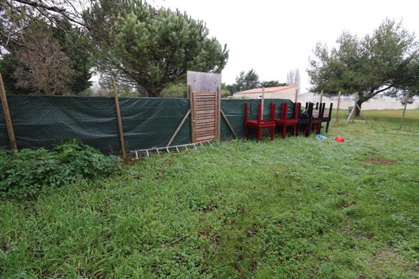 Vente fonds de commerce restaurant avec container entierement équipé neuf sur terrasse de 80 places