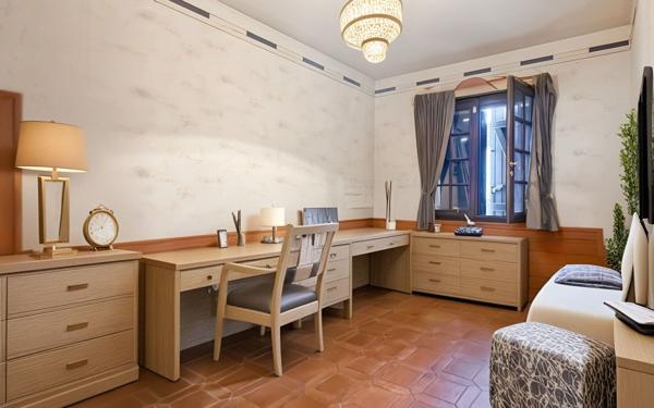 Maison à vendre    7 pièces • 185 m2 Argenteuil