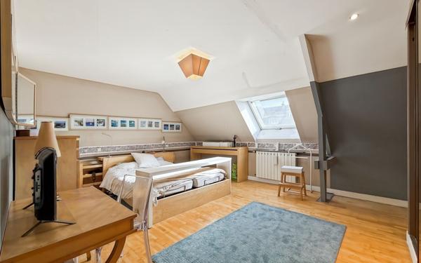 Maison à vendre    7 pièces • 185 m2 Argenteuil