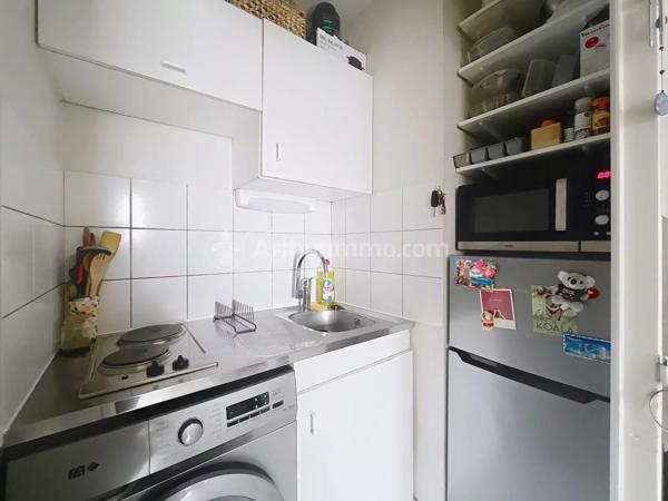 Location                                                      Appartement
                        
                     2 pièces                      30 m2                     à Clermont-Ferrand