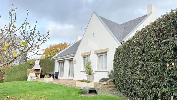 Maison Saint BERTHEVIN 8 pièce(s) 170 m2