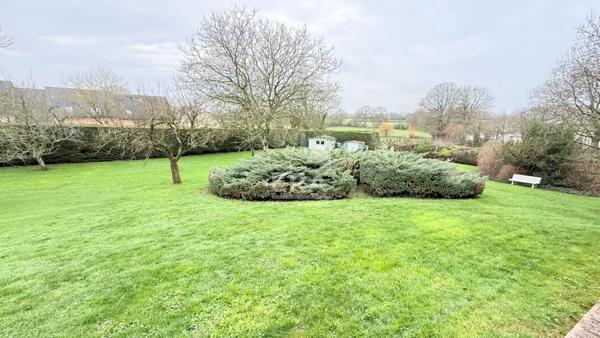 Maison Saint BERTHEVIN 8 pièce(s) 170 m2