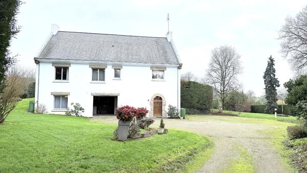 Maison Saint BERTHEVIN 8 pièce(s) 170 m2