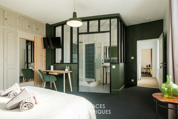 Maison en pierre avec sa rénovation contemporaine, en hyper-centre