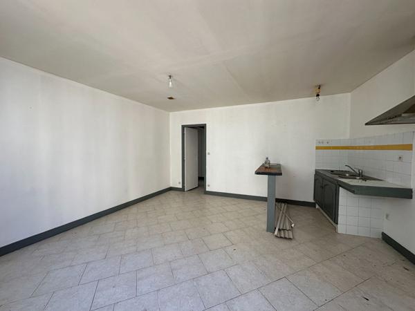 Immeuble Marennes Hiers Brouage 6 pièce(s) 120 m2