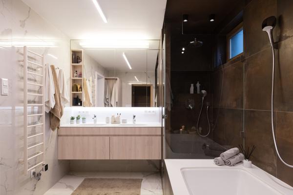 Tours (37000) Tours centre - T4 dernier étage avec terrasse et parking