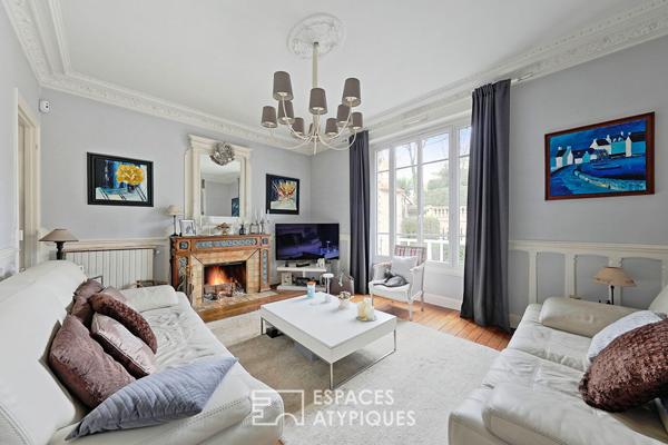 Maison bourgeoise en meulière avec piscine et jardin