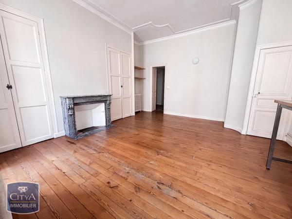 Appartement à louer 2 pièces 55.8m² Carcassonne (11000)