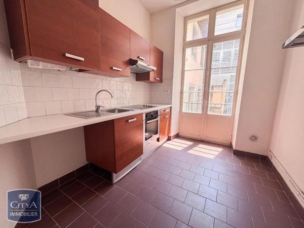 Appartement à louer 2 pièces 55.8m² Carcassonne (11000)