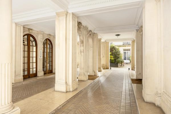 Appartement Paris 9 e - ROCHECHOUART