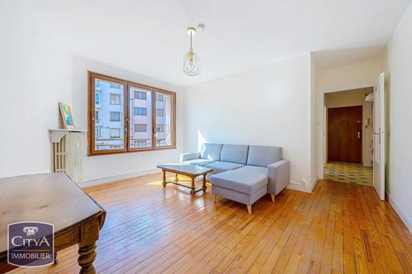 Appartement à vendre 4 pièces 70m² Chambéry (73000)