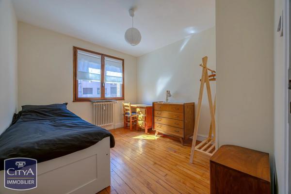 Appartement à vendre 4 pièces 70m² Chambéry (73000)