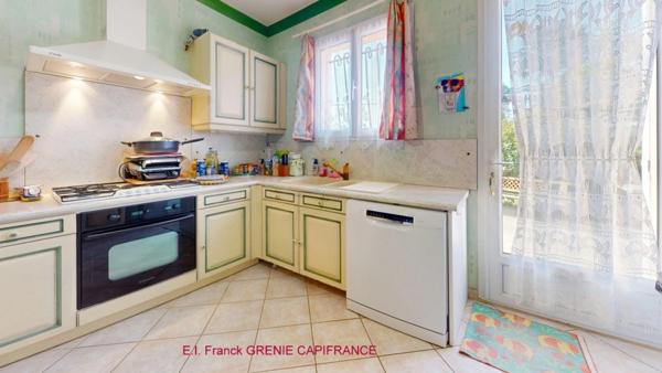 Maison à vendre 4 pièces GAREOULT (83)