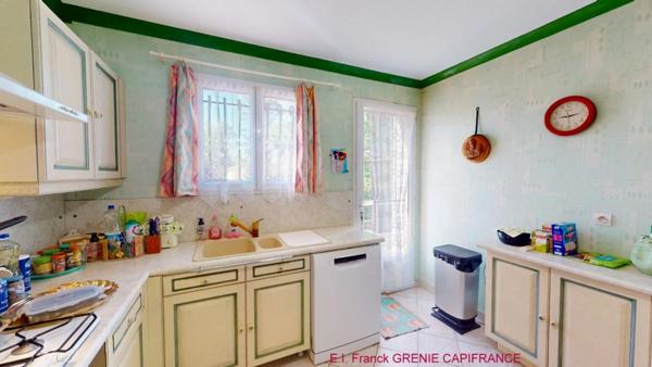 Maison à vendre 4 pièces GAREOULT (83)