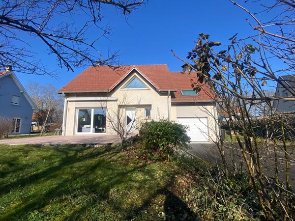 Maison - 5 pièces - 114 m²