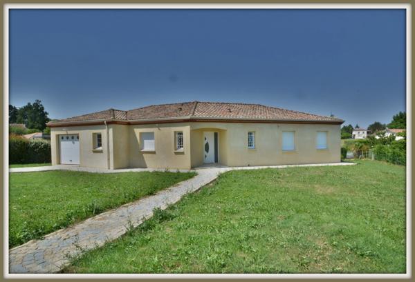 Maison à vendre 6 pièces LA CROIX BLANCHE (47)-4 CHAMBRES-GARAGE-JARDIN