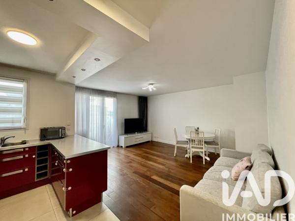 Location appartement 3 pièces 62 m² Corbeil-Essonnes