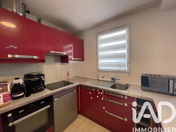 Location appartement 3 pièces 62 m² Corbeil-Essonnes