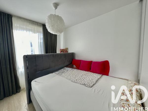 Location appartement 3 pièces 62 m² Corbeil-Essonnes