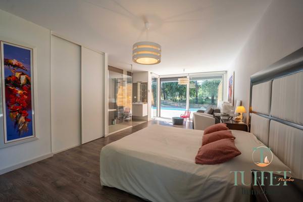 VILLA CONTEMPORAINE SUR LE GOLF DE LA PALMYRE