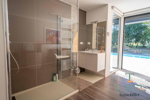 VILLA CONTEMPORAINE SUR LE GOLF DE LA PALMYRE