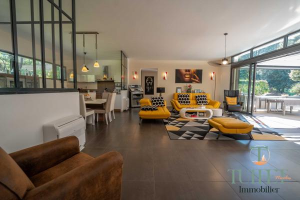 VILLA CONTEMPORAINE SUR LE GOLF DE LA PALMYRE