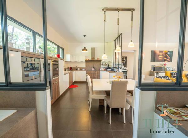 VILLA CONTEMPORAINE SUR LE GOLF DE LA PALMYRE