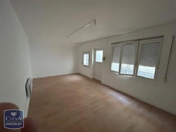Appartement à louer 2 pièces 42.79m²