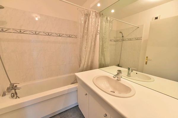 Appartement Le Plessis Robinson 2 piece(s) 39,04 m2