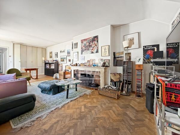Maison familiale avec double salon, 4 chambres, patio, jardin