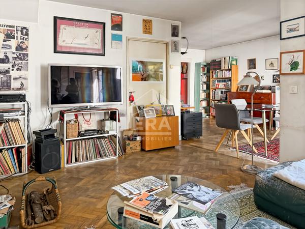 Maison familiale avec double salon, 4 chambres, patio, jardin