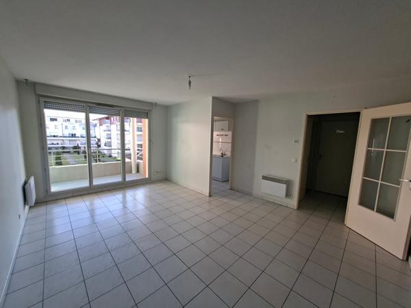 Parking + appartement