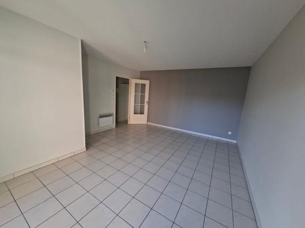 Parking + appartement