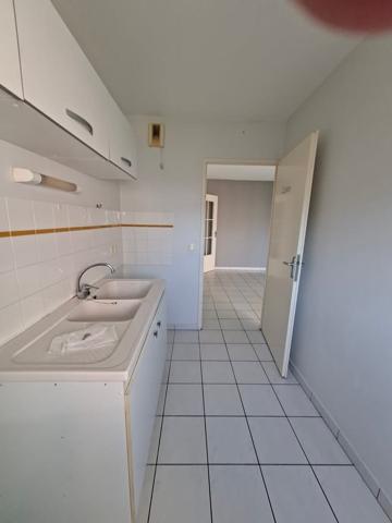 Parking + appartement
