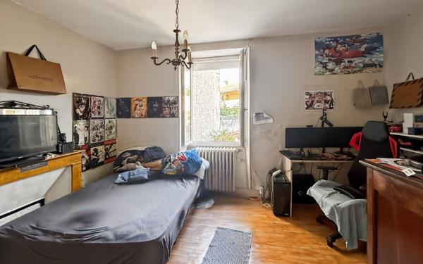 Maison à vendre    7 pièces •  Périgueux