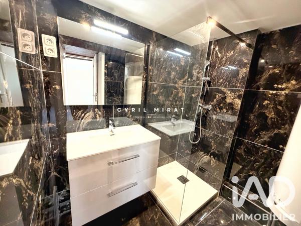 Location appartement 4 pièces 52 m² La Seyne-sur-Mer