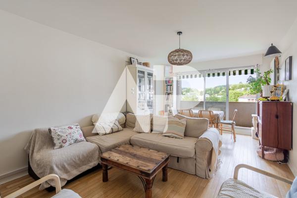 SEVRES CENTRE - Appartement familial 615 000 € **  - Référence  613-S