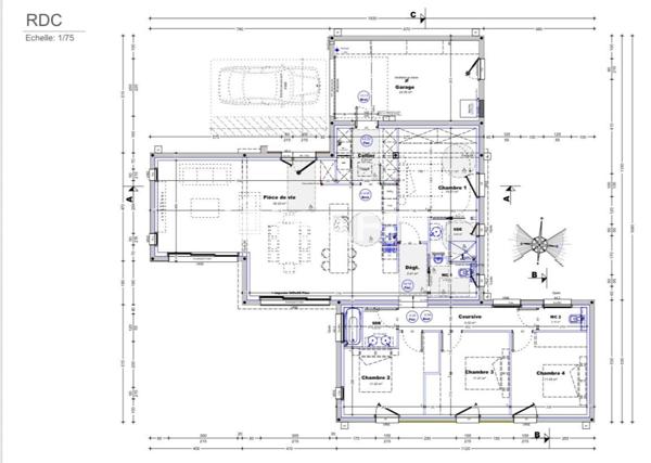 Maison plain-pied, 4 chambres et un garage, grand terrain