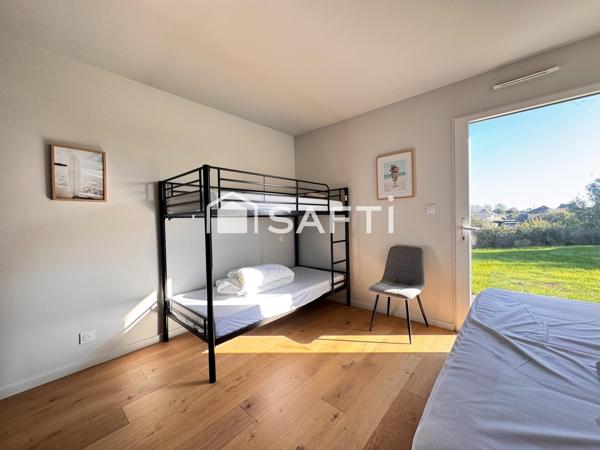 Maison plain-pied, 4 chambres et un garage, grand terrain