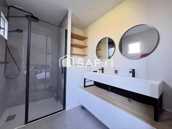 Maison plain-pied, 4 chambres et un garage, grand terrain