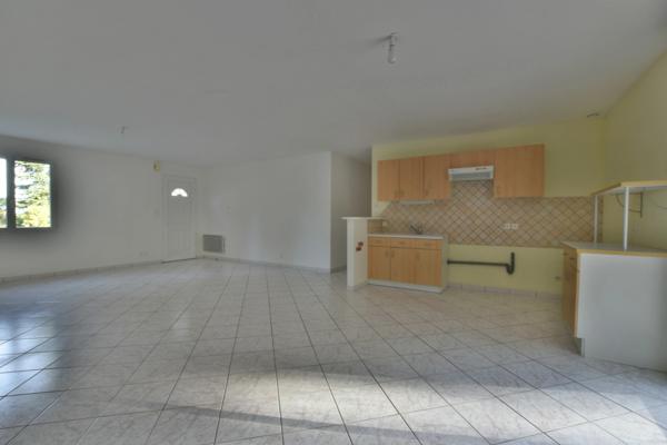 Maison à vendre 5 pièces PLAIN PIED proche SEICHES SUR LE LOIR