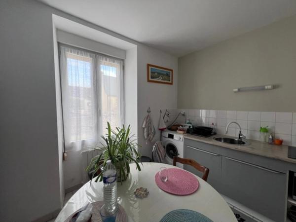 Appartement à louer 3 pièces SEICHES SUR LE LOIR (49)